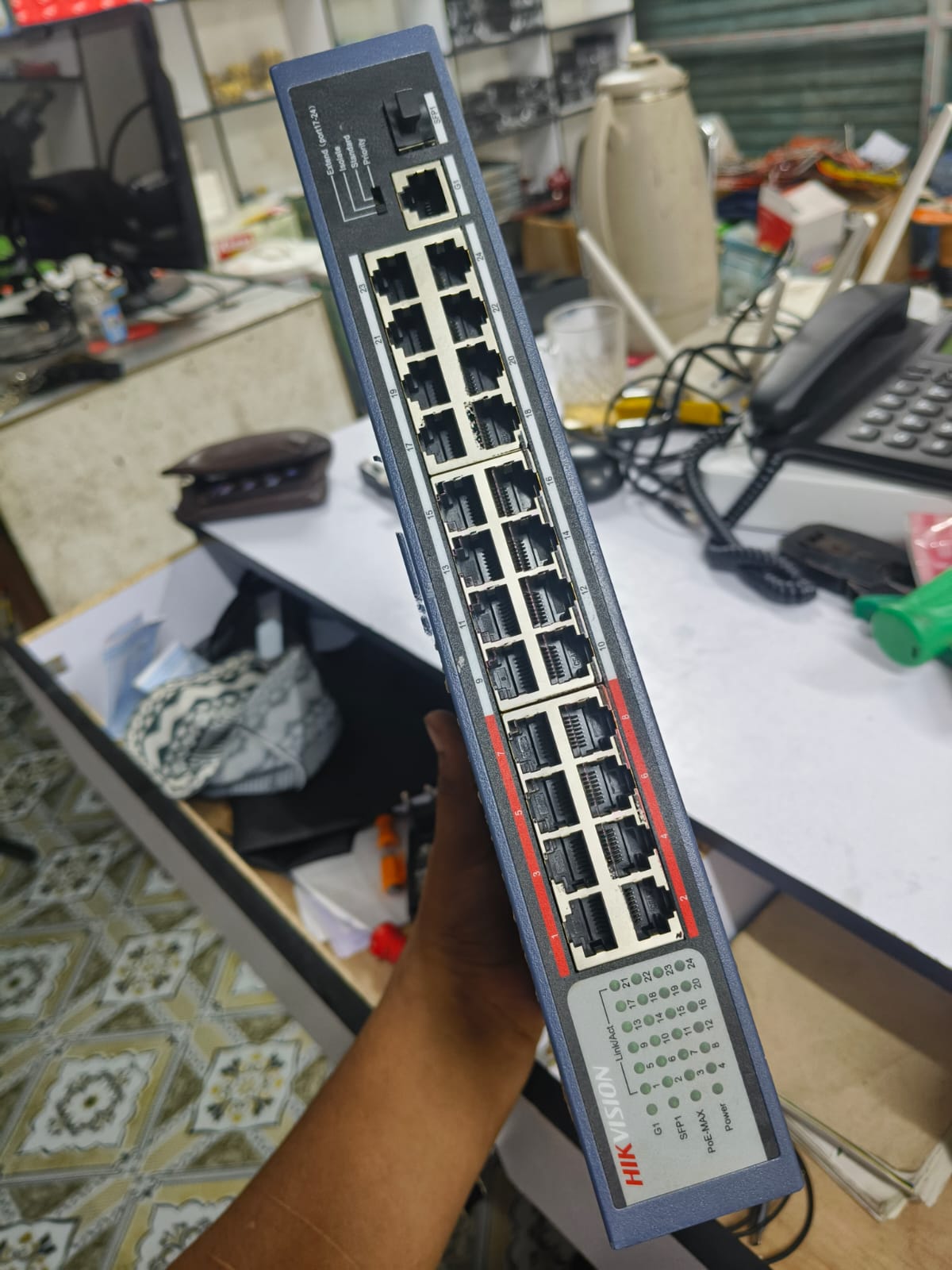 Hikvision DS-3E0326P-E/M(B) 24 Port Unmanaged POE Switch